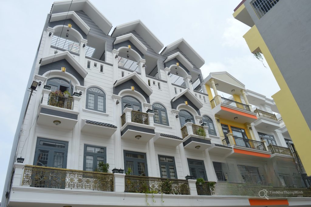 A building with balconies Description automatically generated with low confidence