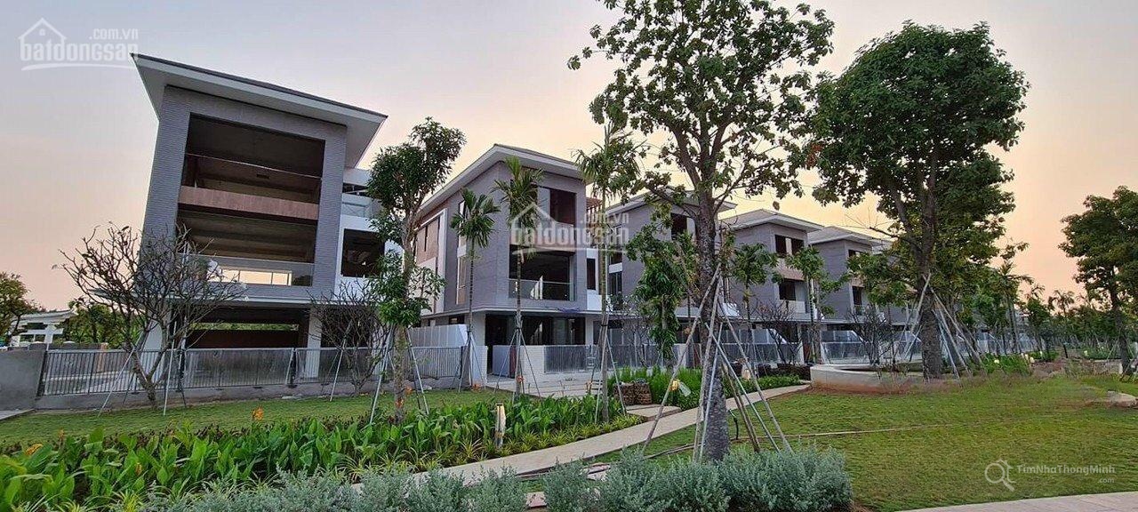 Duy nhất 2 căn biệt thự song lập Lavila De Rio Nhà Bè DT 300m2, view đẹp. Giá tốt nhất thị trường