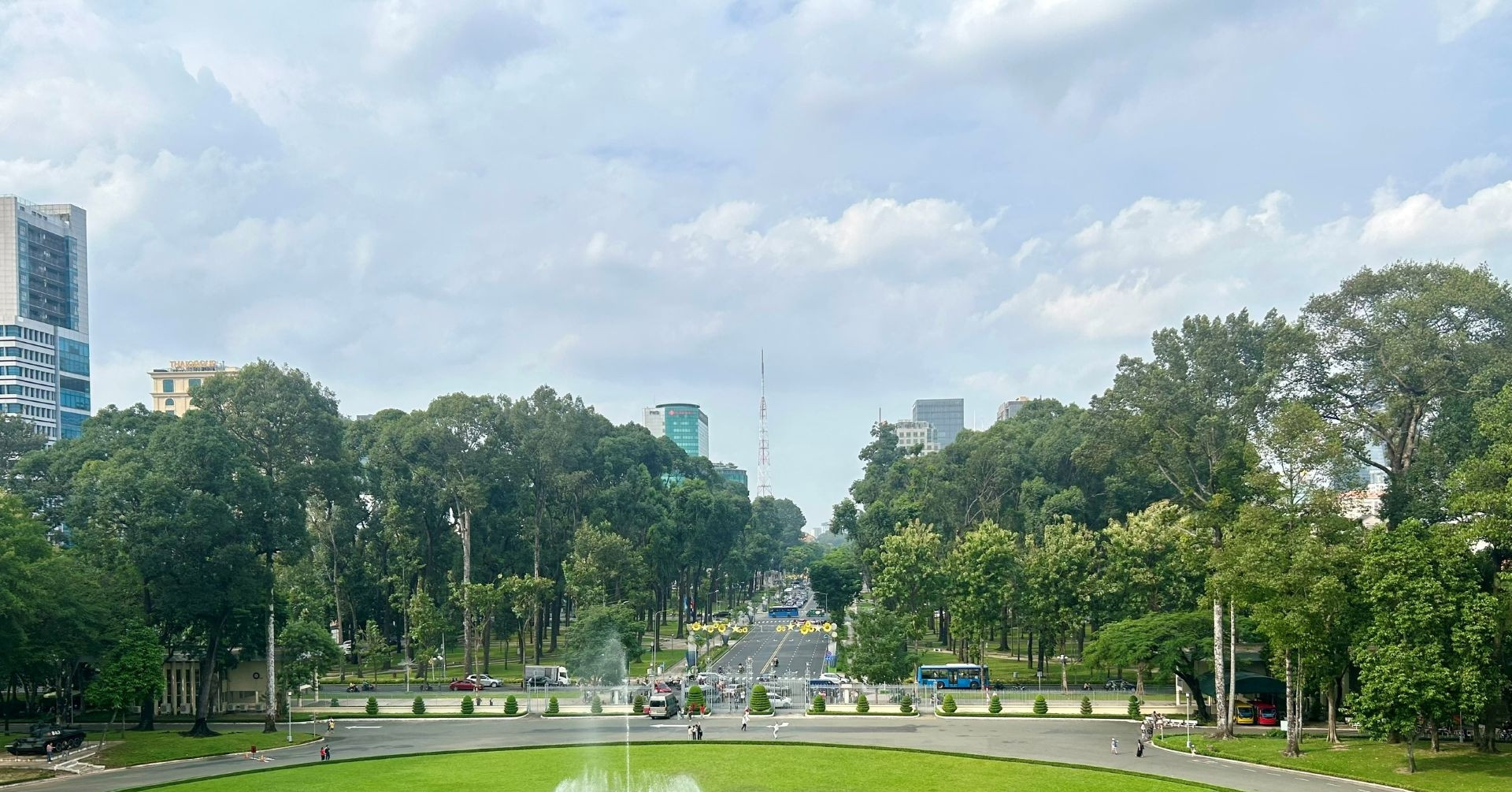 Kiến Trúc Xanh Tại Việt Nam: Xu Hướng Xây Nhà Bền Vững 2026 Và Chi Phí Thực Tế - hình 1
